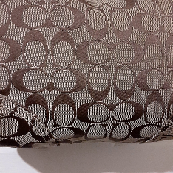 Coach Black and Tan Signature Shoulder Bag - Picture 9 of 14